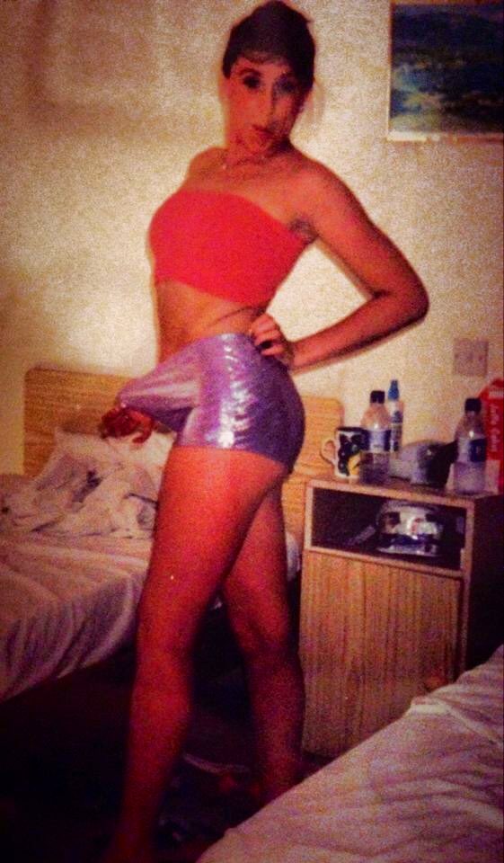 BB_bears_'s tweet photo. When you find a 20 yr old picture of yourself... if I only knew then what my life would throw at me... #Ayanapa would have been even more mental 🤔😂 https://t.co/yhiTAUv8w5