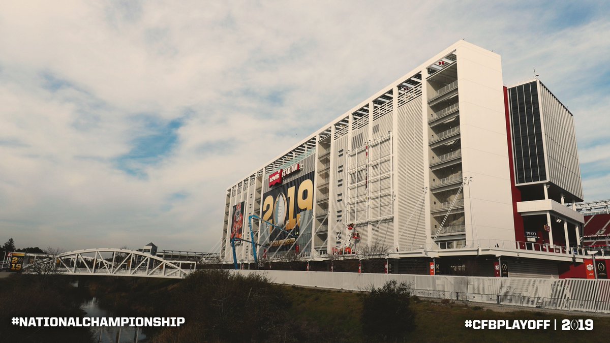 CFBPlayoff's tweet photo. Time flies. 😮

Throwback to one week ago when we were setting up for the #CFBPlayoff #NationalChampionship https://t.co/SB55obojG0