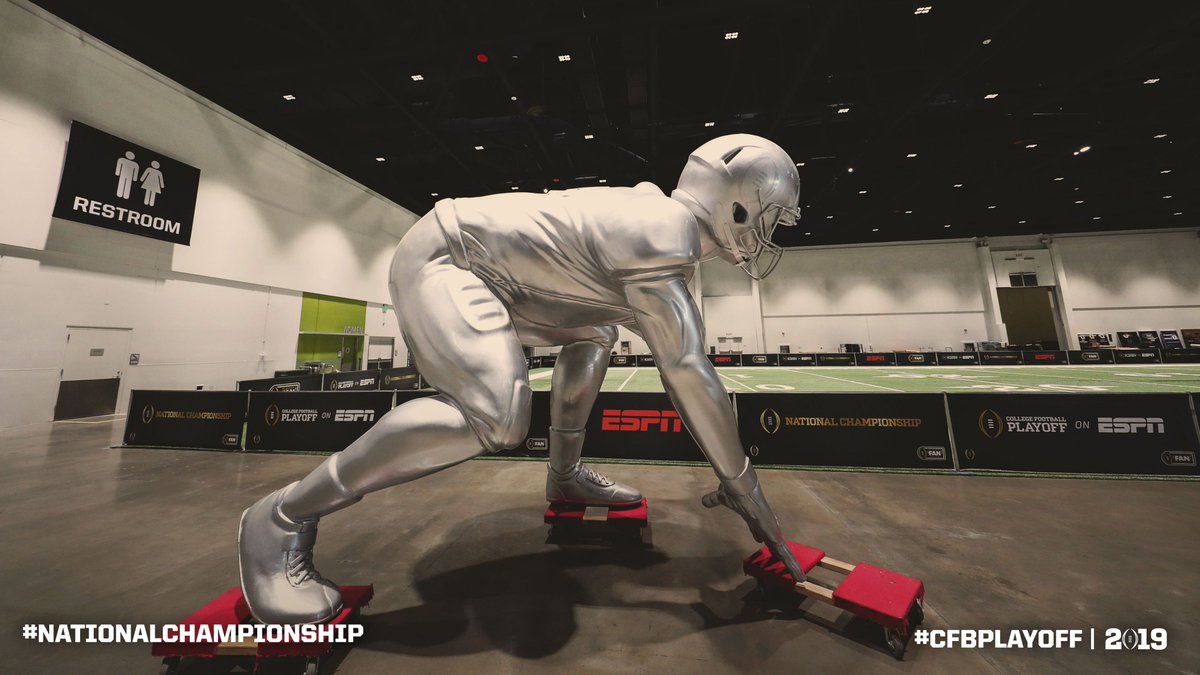 CFBPlayoff's tweet photo. Time flies. 😮

Throwback to one week ago when we were setting up for the #CFBPlayoff #NationalChampionship https://t.co/SB55obojG0