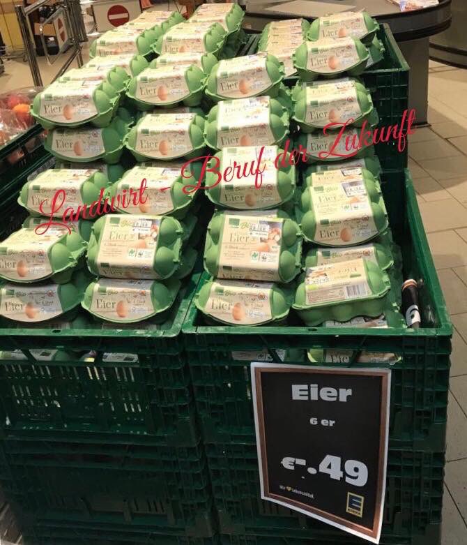 FriederikeKrick's tweet photo. Das dürfte jedem Bio-Landwirt den Angstschweiß auf die Stirn treiben. 6 Bio-Eier für 49 Cent. #bioboomt #Edeka ( Fundstück aus Facebook) https://t.co/ynKCEEoMcE