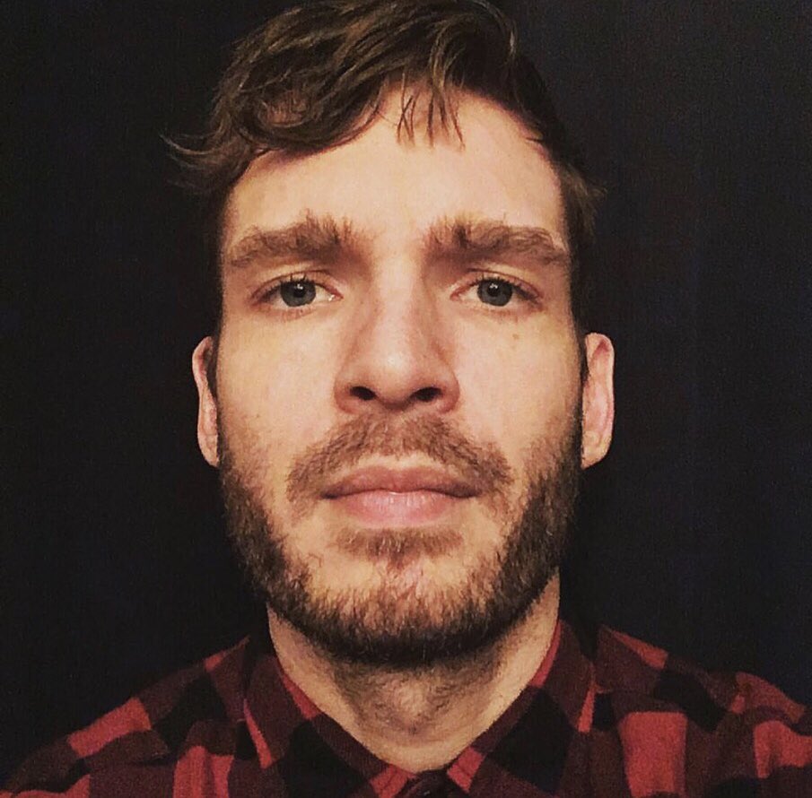 TheNarcisistas's tweet photo. Our Zaddy producer @bearwithleif is SO HOT! 👀🔥😍💦😛 Like WTF! Go follow him! 🙌🏾🙌🏼

Are WE to credit? 🤔🤔
Did our effortless chicness finally rub off?? 💅🏾💅🏼 you decide!

Check out our podcast - NARCISISTAS
Get into the weekly Kiki!! 💁🏼‍♀️💁🏾‍♂️

✨https://t.co/zc6IHMUdVc✨ https://t.co/r1pVQr1acB