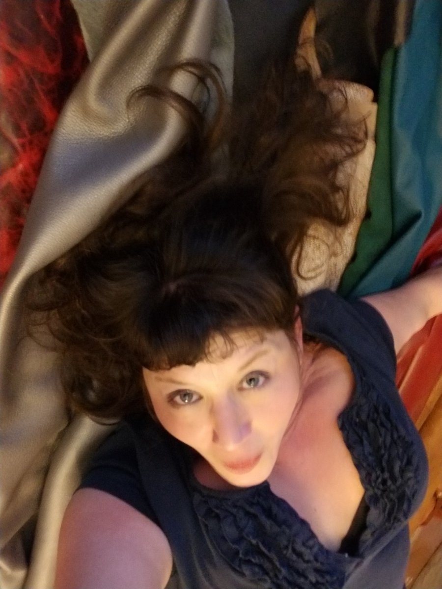 BunnyFufu222's tweet photo. Yes, I totally lay on and smell new leather. Heaven. So excited for #pushultimatefetish and #ff52! #kinkthings https://t.co/h0M7zDAtv9