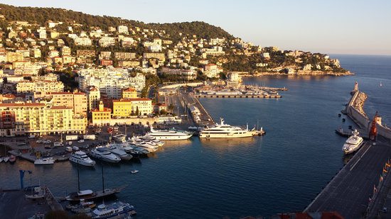 New post (5 Reasons to Choose Nice for your Winter Getaway) has been published on Paris Nice Vacations - parisnicevacations.net/blog/5-reasons…