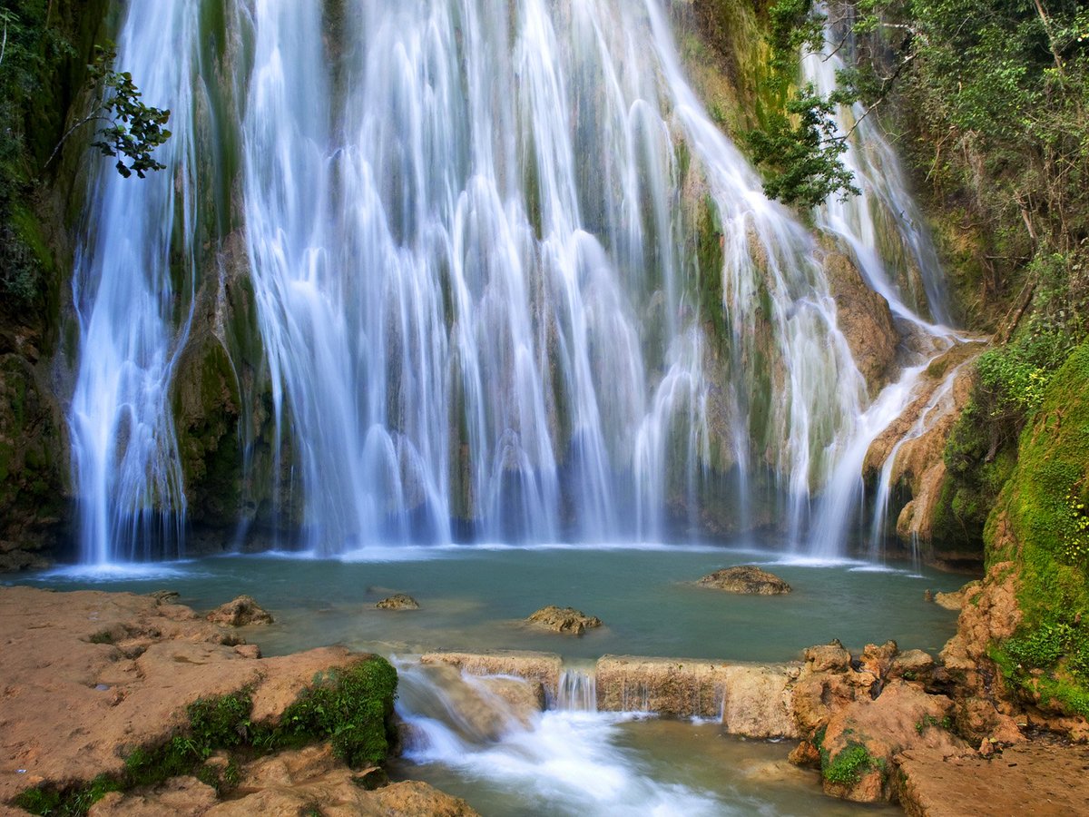 In this month of January 2019, we are going to focus on the waterfalls of the Dominican Republic, highlighting a different waterfall each day.

Today, we would like to introduce you to the beautiful, tropical rainforest enshrouded, 165-foot-high El Limon Waterfalls.

#waterfalls