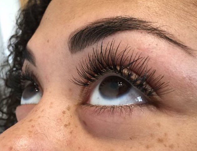 brows_wow's tweet photo. weekend lashes!! book now! #gardynecollege #enterpriseDandA #lashes #weekendlashes #dundee #dundeeandangus https://t.co/NZ32R0o1Eb
