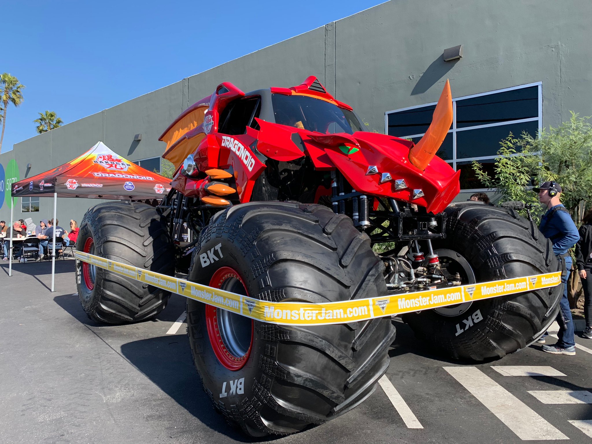 Bakugan Dragonoid Monster Jam Truck