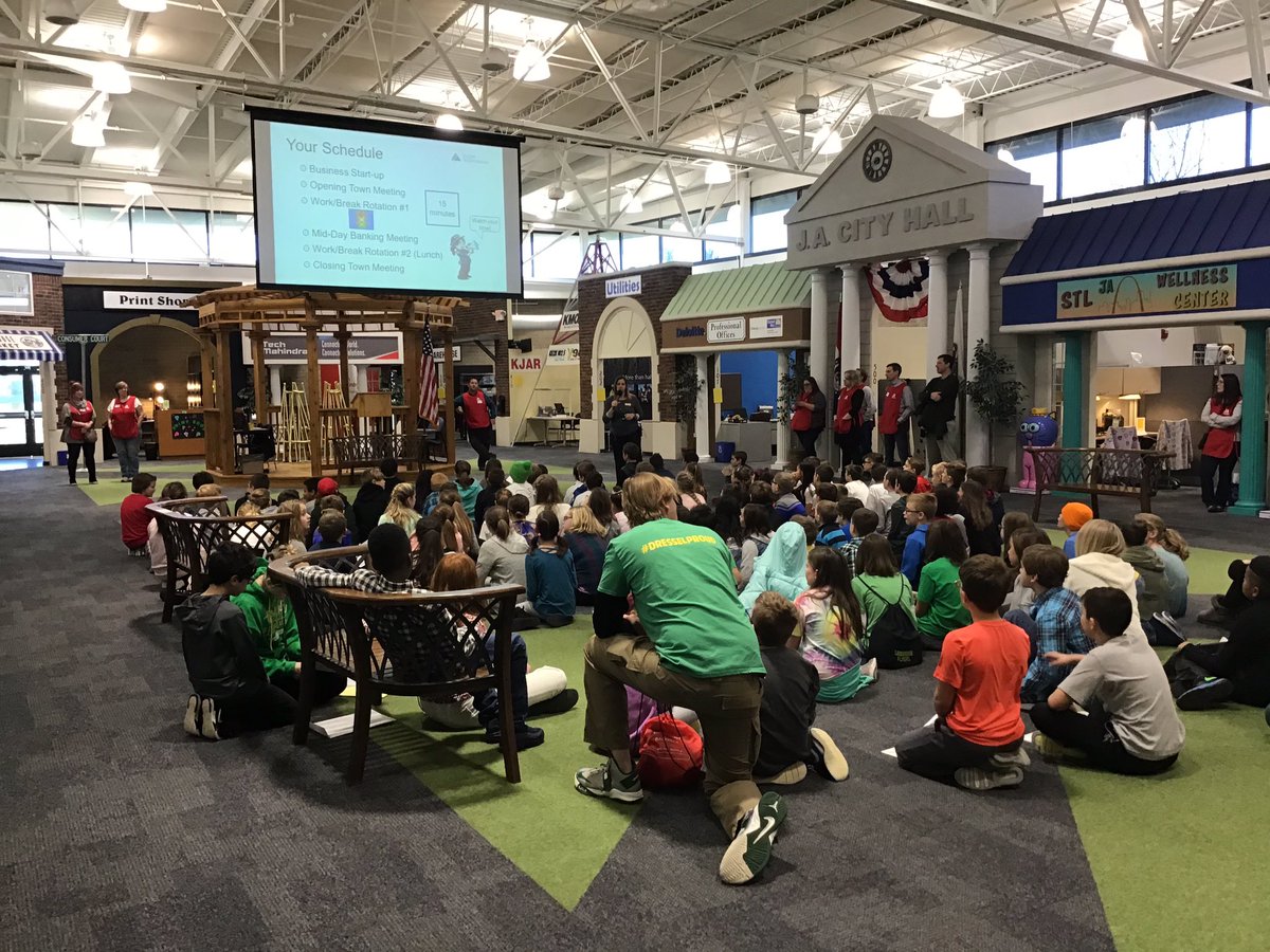 Chelsey Meyer tweet media