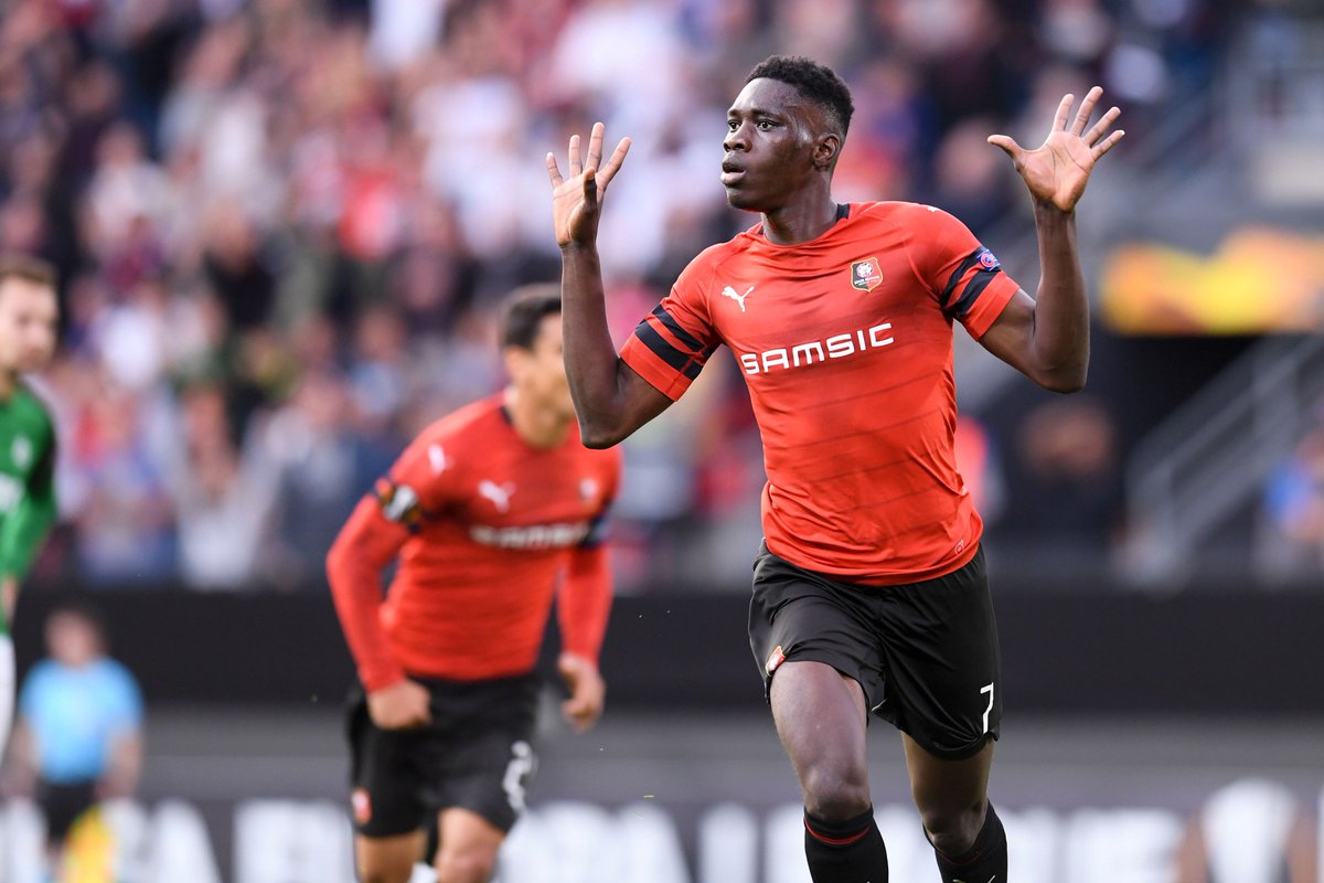 CannonInsider's tweet photo. Arsenal have told highly rated Rennes winger Ismaïla Sarr that they 'like him' and want to sign him in the summer. [Le10Sport] #AFC https://t.co/XxadFxXGml