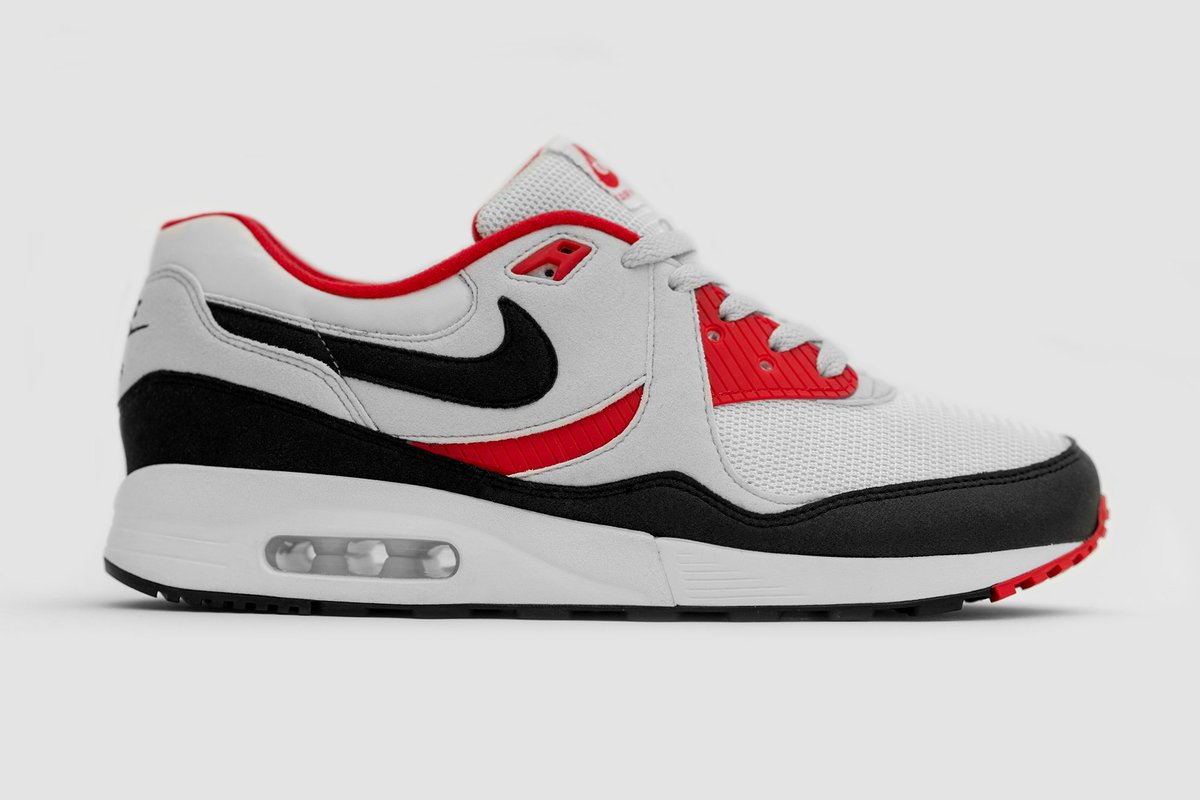 air max light og