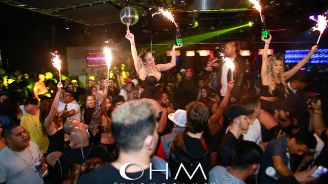 Come join us at #OhmNightclub for #EpuriNights brought to you by <a href="/EpuriUS/">Epuri Energy Drink US</a>! 
GET TIX NOW: buff.ly/2QB4v2u