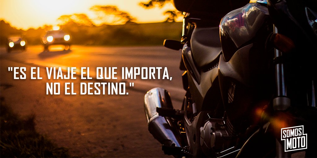 SomosMoto's tweet photo. Hay cosas que solo se aprenden sobre la carretera. ¡A rodar! 🤘🏽😎 #SomosMoto #JuevesDeMotos https://t.co/1xyfb3kOZn