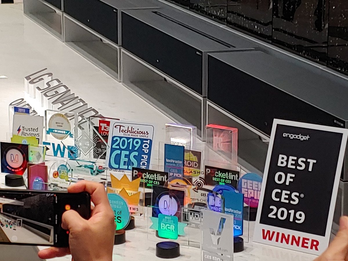 LGHA_VRservices's tweet photo. @LGUS Award Winning!!! #CES2019 #LG https://t.co/hO7Wo0Qh6D