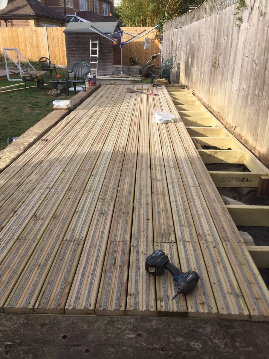 AcbFencing's tweet photo. #nonslipdecking #Maidehead https://t.co/yfF0Hj1UnZ