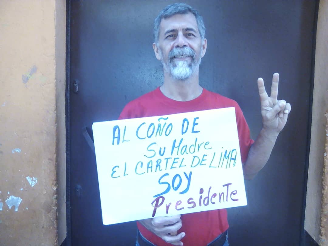 FACSTT's tweet photo. #FACSTT Activxs en las Calles y Resteados con @NicolasMaduro #YoSoyPresidente @anacnunezf @oscarmipasme @jesusro_19 @mncomandeterno https://t.co/1oj6ukywhr