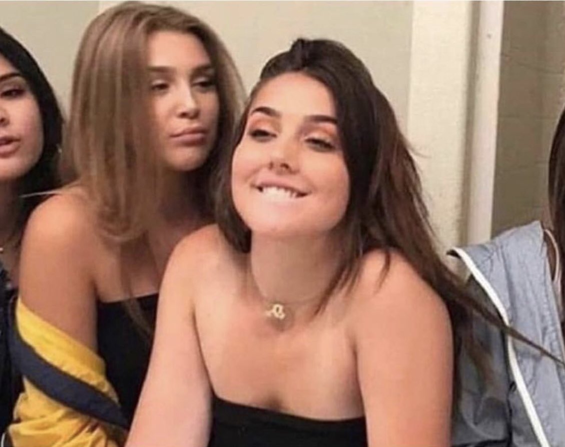 half_stack_dev's tweet image. When she sees you write an algorithm that runs in constant time