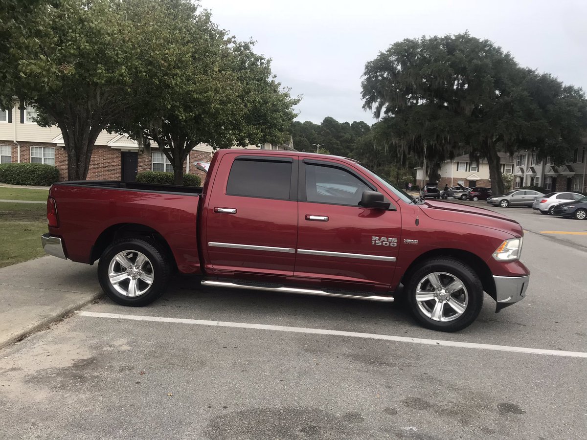 CLA_33's tweet photo. @thvtgirlstvcy What’s good with you guys hope all is well and Happy News Years I’m Cedric but everyone call me Ced if you looking for a good car 🚙 wash 🧽 give me call for the Superior Shine car wash and detailing here are few pics from a couple of customers last semester “Get your Shine on”✨ https://t.co/GBtvfwtNLt