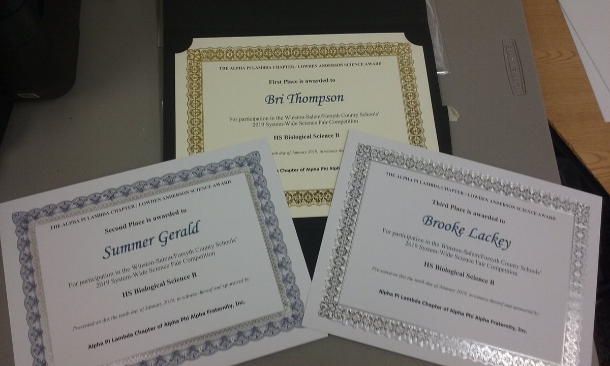 SciCoachOv's tweet photo. @wsfcs #ScienceFair19 HS winners for Bio B @WSFCS_Science #WeDoScienceWell https://t.co/yjGzRFlGkO