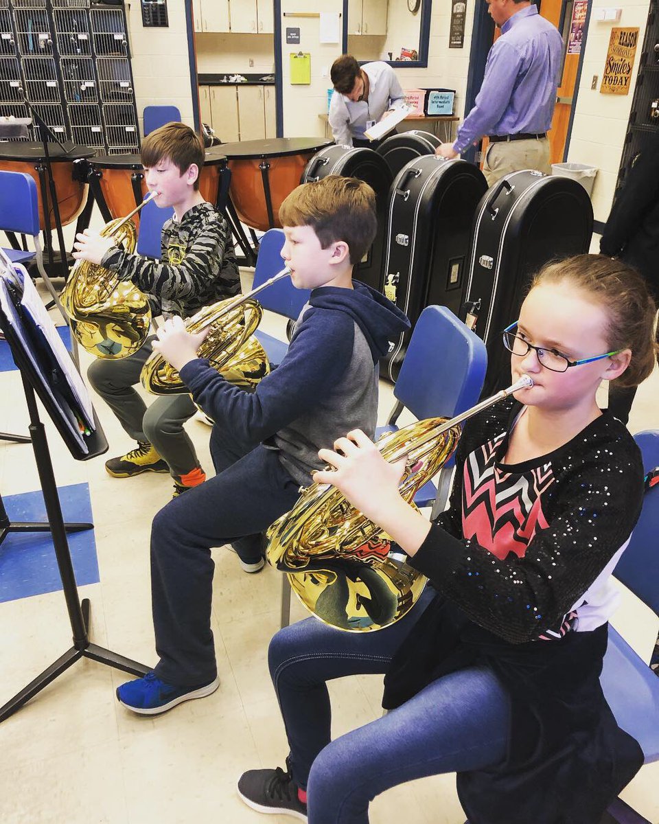 njmsband's tweet photo. 🌟brand new 🌟 4 tubas &amp; 3 French horns! Just look at those big smiles! 😍 THANK YOU to the @jefcoed board of education &amp; to our @jefcoedarts admin for putting these instruments into the hands of our Ss! Our @northjeffersonmiddle band program is extremely grateful!❤️@OscarSMann1 https://t.co/eS3JVVUGge