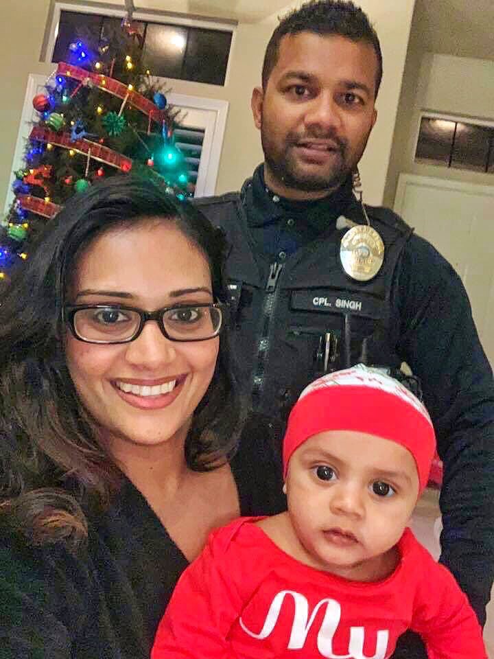SoCalEdgyGal's tweet photo. @RightHookUSA Here Alyssa are the 5,000 who died last year at the hands of illegals...the poster was made before I could include the two people we lost since Christmas. All these families are forever separated from their loved one!! Please remember #RonilSingh & #pierceCorcoran ๐๐ป https://t.co/rKFKIg4U74