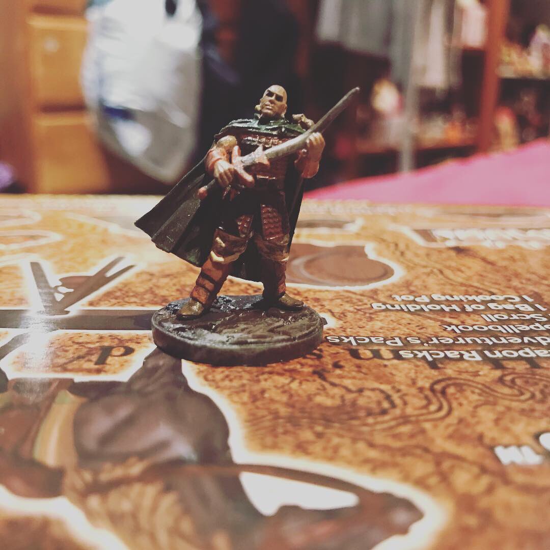 YourMamaJane's tweet photo. I haven’t painted miniatures since I was a kid and it was great to get back into it this Christmas
#dnd5e #dnd #miniatures #paint #artsy #DungeonsandDragons #christmas #ChristmasPresent https://t.co/yxP5hh3IgA