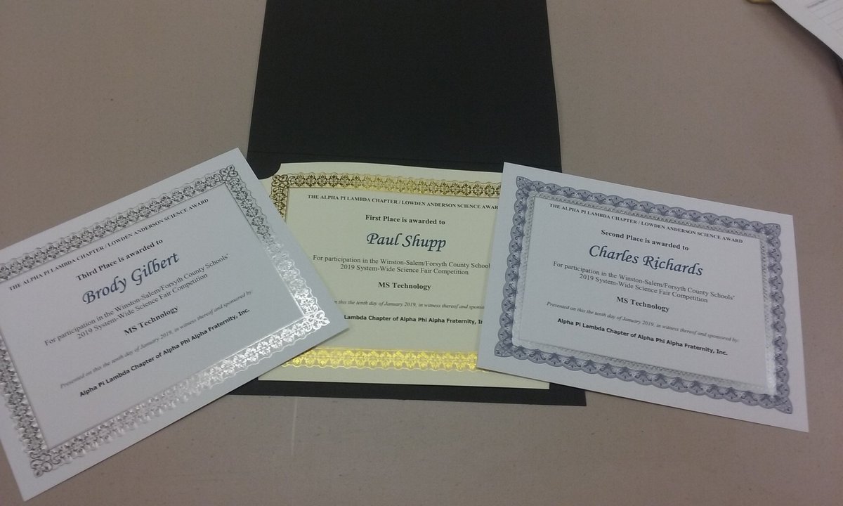 SciCoachOv's tweet photo. @wsfcs #ScienceFair19 MS winners for Technology @WSFCS_Science #WeDoScienceWell https://t.co/nApDQ6fRYe