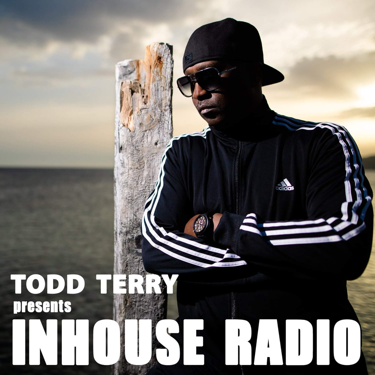 CHILLLOVERRADIO's tweet photo. #NowPlaying #OnAirNow 🌍 🔴 📻 
.@CHILLLOVERRADIO
.@djtoddterry Presents InHouse Radio Live!  Download our mobile app for free.
https://t.co/9JiS99FT3Y
#toddterry #InHouseRadio
#ChillLoverRadio #ChillLoverRadioApp
#radio #bloggers #blogger #djlifestyle #BreakingNews https://t.co/AccrhutiE0