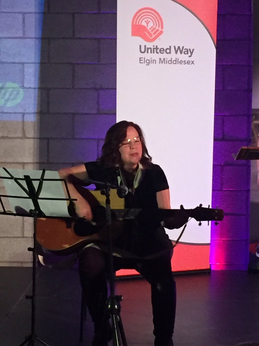 lenelliott's tweet photo. #OPSEU-@UnitedWayElgin Labour Appreciation Night opened with music from @colleenwake &amp; @raukzenta (John)
@OPSEU 
@UniforTheUnion https://t.co/izmN9N4trG