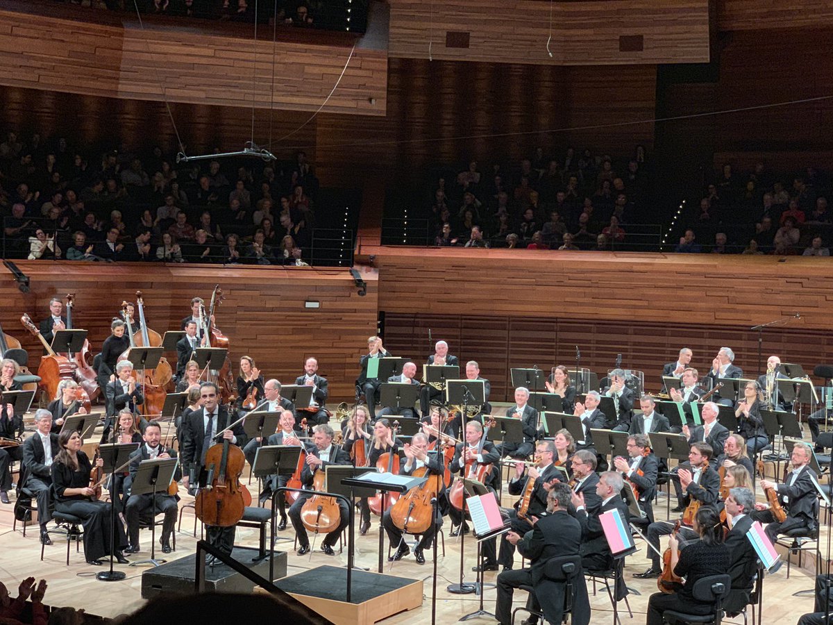 MichelSlama's tweet photo. Beau programme de l’@nationaldefce superbement dirigé par #thomassondergard à @Maisondelaradio : une très lyrique et majestueuse symphonie 5 de #sibelius qui contraste avec une première partie aux œuvres rares plus confidentielles avec le très beau violoncelle de #RaphaelPerraud https://t.co/Pd1NM0xTWt
