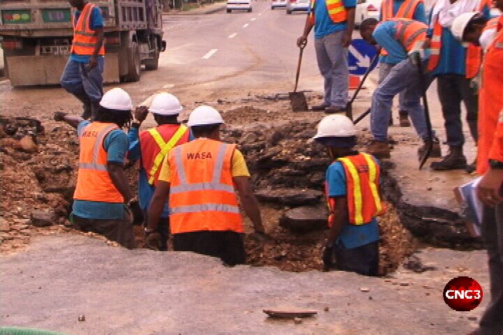 CNC3TV's tweet photo. WASA seeks to eliminate potholes | CNC3 https://t.co/8mbTjcyUwL https://t.co/sQsK0GUFdH