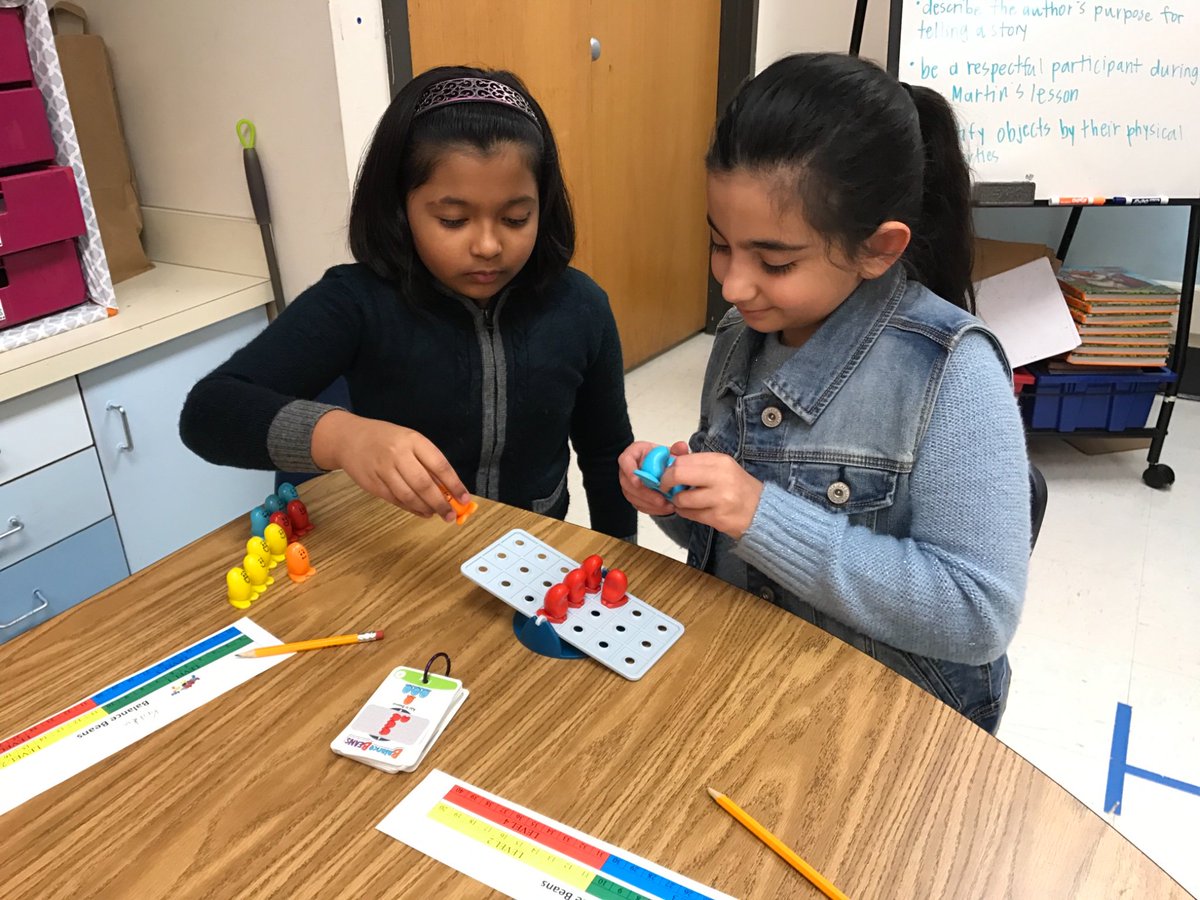 ChristanMartin5's tweet photo. These 3rd graders made so many connections while playing #BalanceBeans! Matter, simple machines, equality, measurement, AND problem solving, all while having FUN! Such great thinkers! @ThinkFun @ccps_gifted @GRESDragons #ITL https://t.co/2BPqMFSSw1