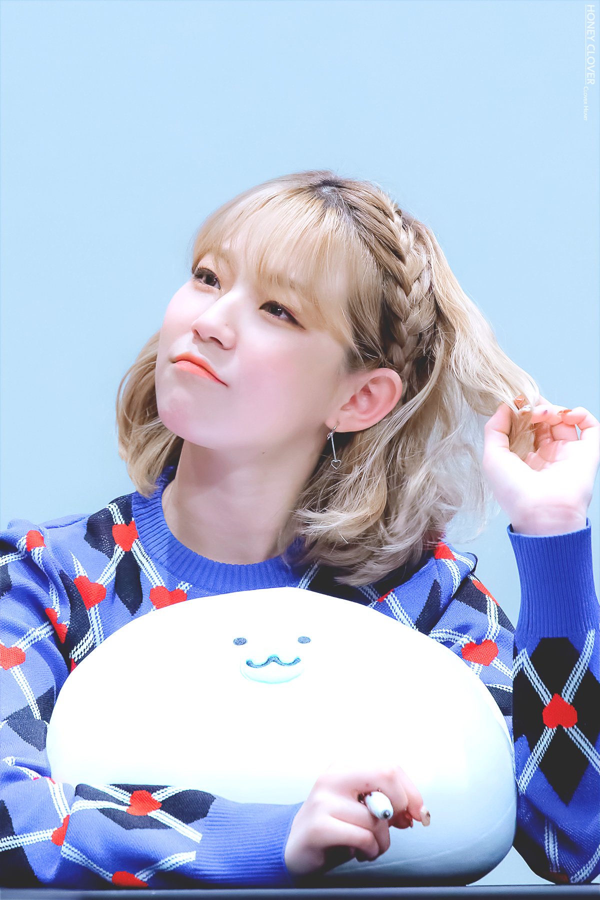 DwmE6DZUwAAE75F.jpg:large