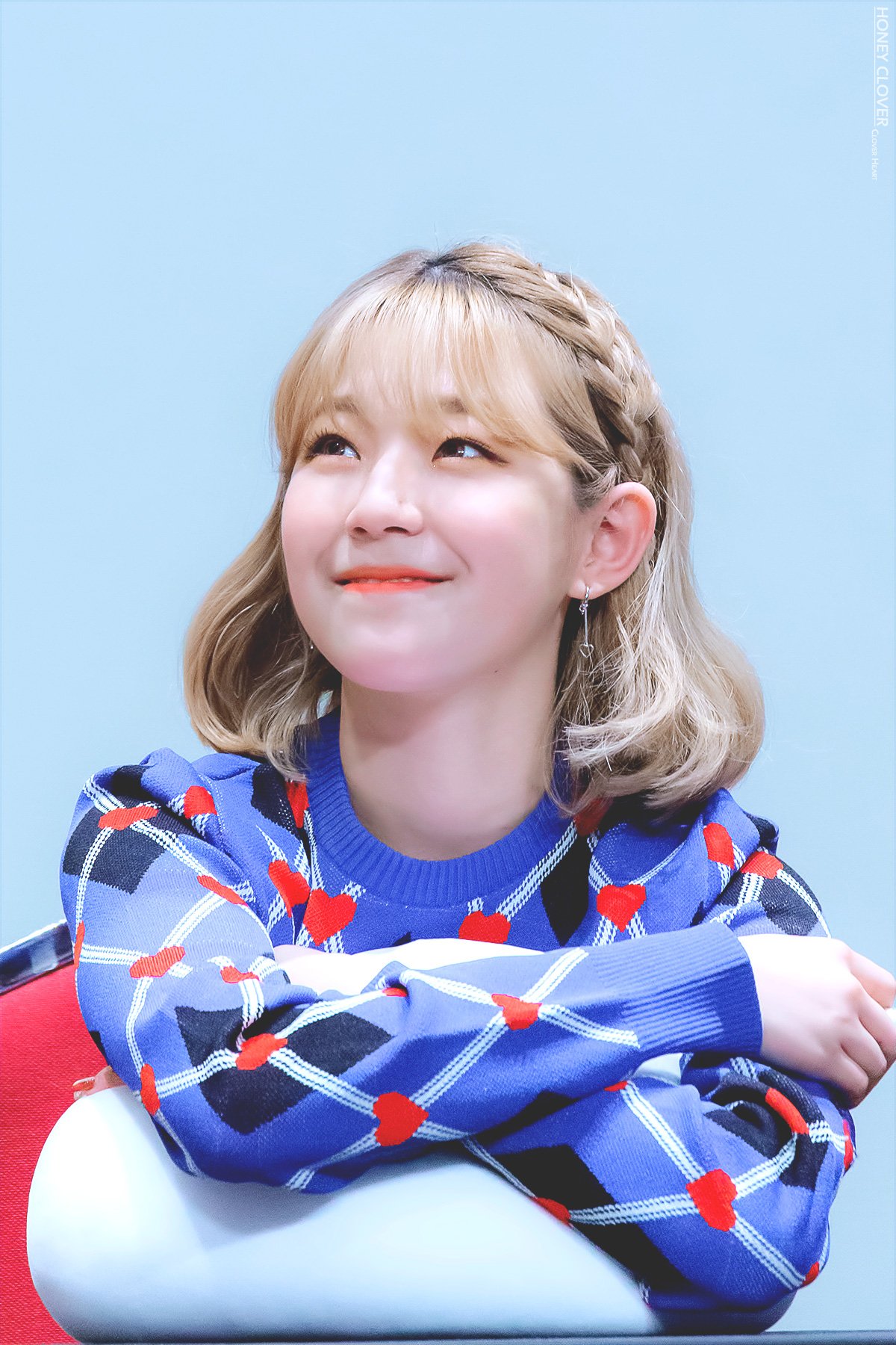 DwmE8n6U8AAeDbW.jpg:large