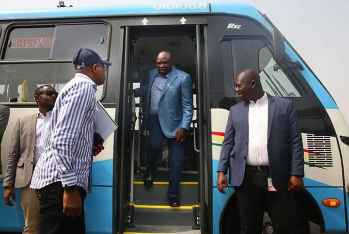 OmololaEssien's tweet photo. BUS REFORM PROJECT TO KICK OFF MARCH WITH 820 BUSES- @AkinwunmiAmbode
...Inspects Airport Road, Oshodi-Abule Egba BRT Corridor, Bus Terminals, Others
…Reaffirms Commitment To Complete Ongoing Projects
#ForAGreaterLagos
#NextLevelLagos
#IStandWithAPC https://t.co/nF6cpgv32L