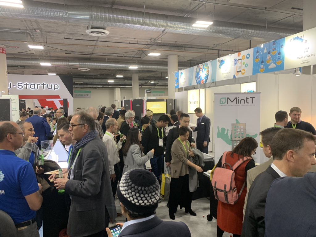 La soirée wallonne au #CES19, quel succès !!😁 <a href="/AWEX_Belgium/">Wallonia Export & Investment Agency</a> <a href="/AWEXAmericas/">AWEX AMERIQUES</a> <a href="/digitalwallonia/">Digital Wallonia</a> <a href="/MontrealDigital/">Digital Wallonia Montréal</a> <a href="/BdeHemptinne/">Baudouin de Hemptinne</a> <a href="/PDELCOMMINETTE/">PascaleDELCOMMINETTE</a> <a href="/PYJeholet/">Pierre-Yves Jeholet</a> <a href="/KempeneersM/">Michel KEMPENEERS</a>
