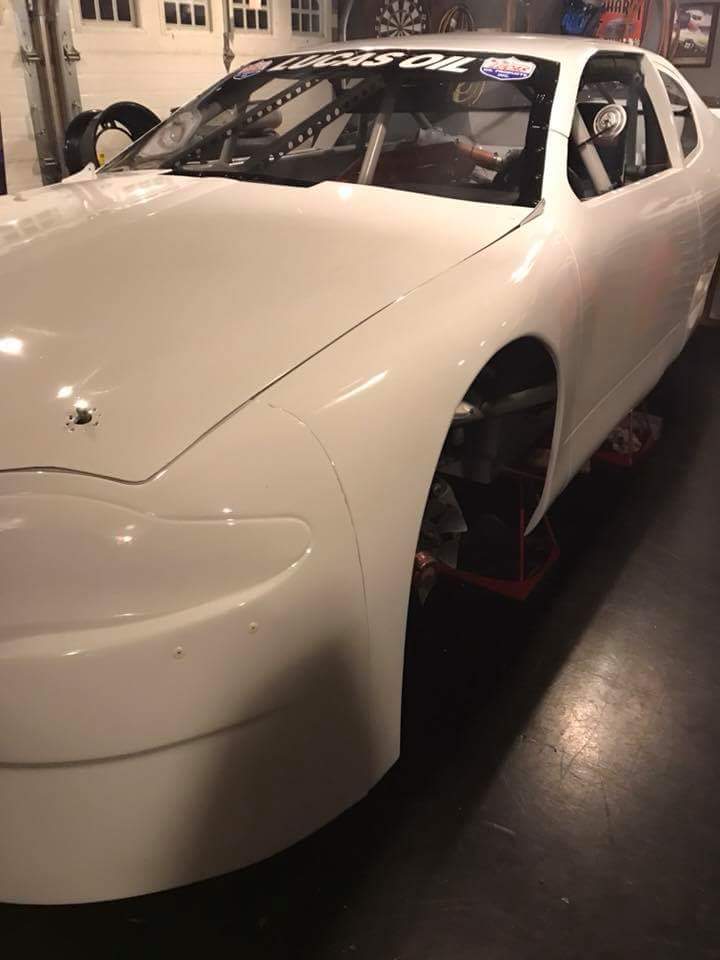 HryniukHall_15's tweet photo. Hmmm where to put the PFC decal??? #freshcanvas #SponsorMePFC19 https://t.co/EP0lXysg9V
