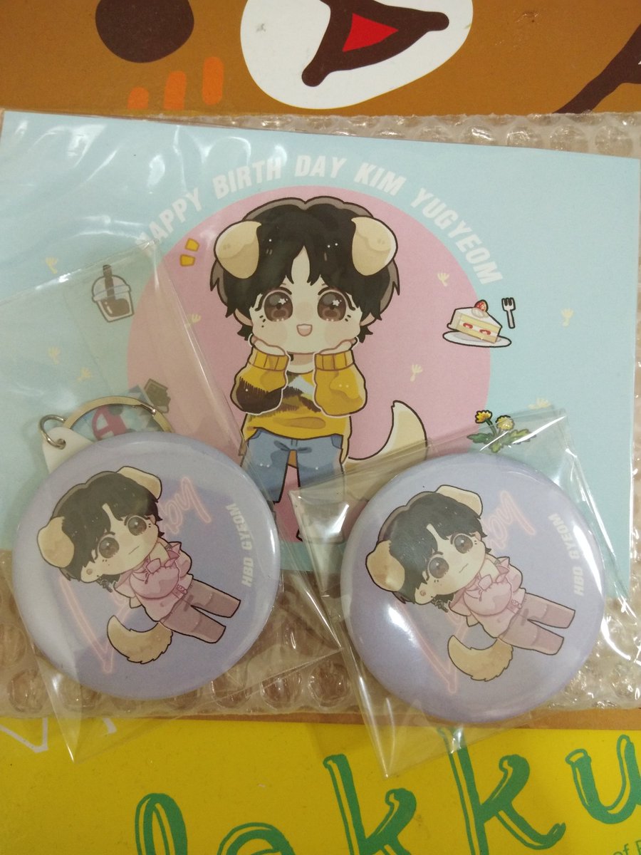 Bammiebay's tweet photo. น่ารักมากค่าา ขอบคุณที่มีโปรเจคดีดีนะคะ😘 #GiftToYuGiveToTheDogs https://t.co/eCp3GYMkav