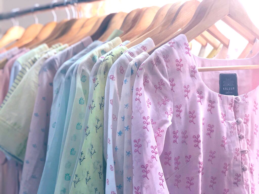 kaluvabynk's tweet image. The racks getting ready 💕 @kaluvabynk Get ready to shop from Feb 14th 🥳 More derails soon!! #KALUVA #blockprints @NeerajaKona