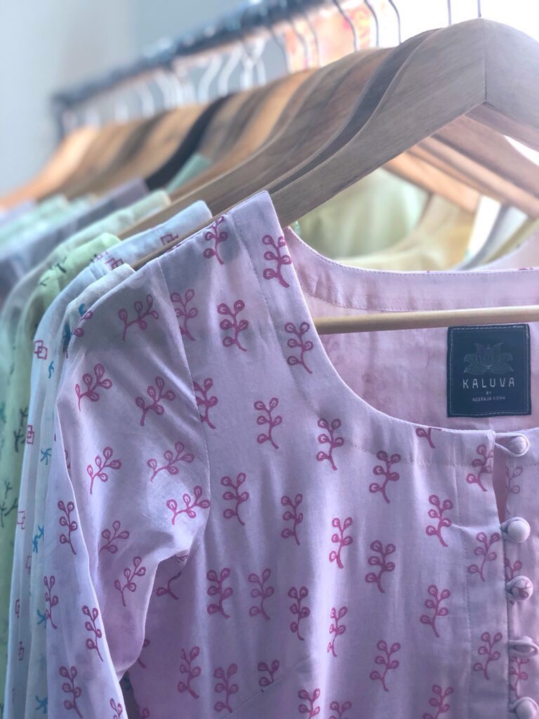 kaluvabynk's tweet image. The racks getting ready 💕 @kaluvabynk Get ready to shop from Feb 14th 🥳 More derails soon!! #KALUVA #blockprints @NeerajaKona