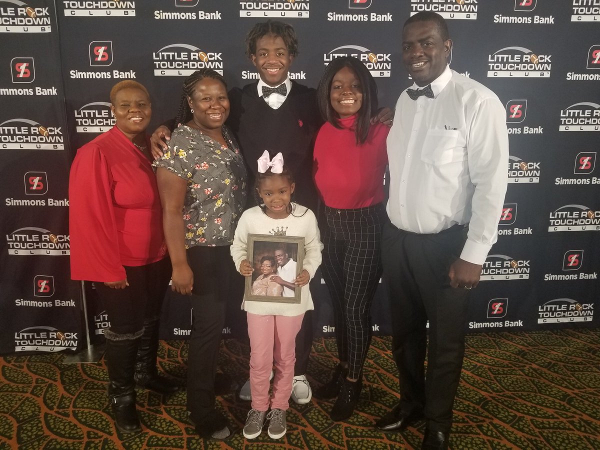 Dhante Gibson (@dtayyy4) on Twitter photo Would like to thank <a href="/LRTouchdownClub/">LR Touchdown Club</a> for honoring me with the 2A Player of the Year award. I had a great time! Would like to thank <a href="/LRTouchdownClub/">LR Touchdown Club</a> for honoring me with the 2A Player of the Year award. I had a great time!
