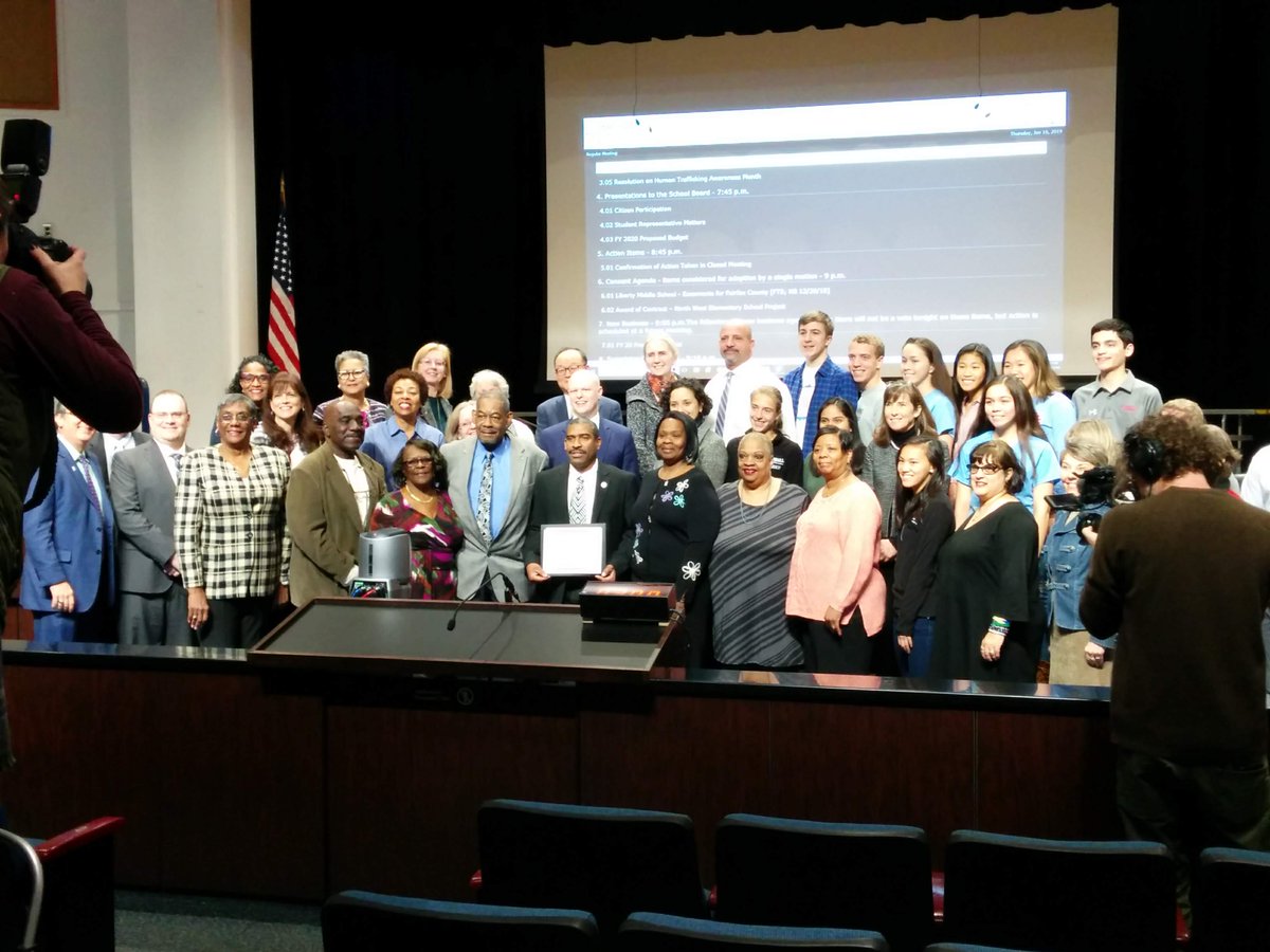 Vote Coach Darrell General tweet media