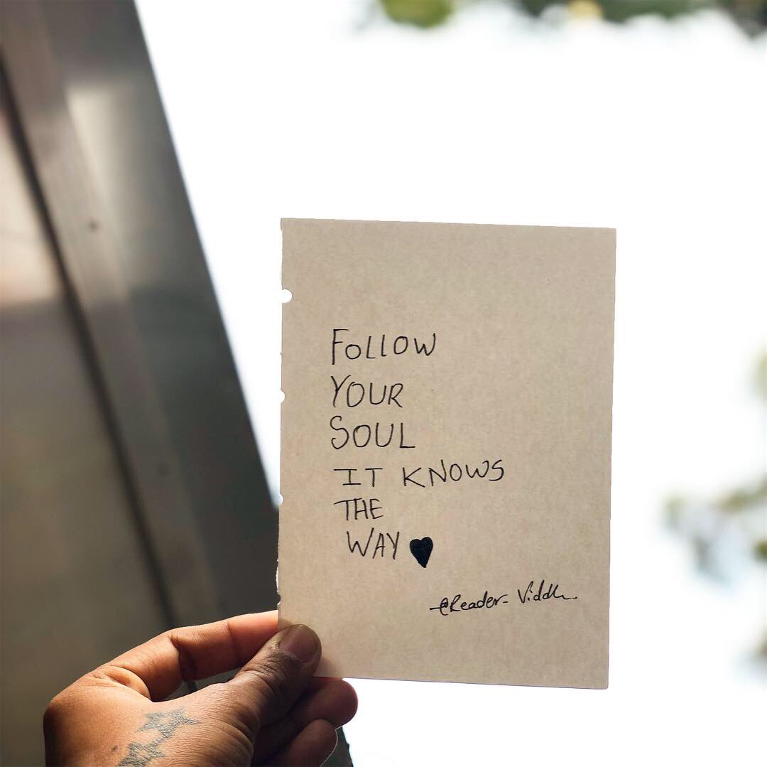 vidhya_thakkar's tweet image. Your soul knows it all 💫.
▶️ would you prefer working hard , striving for what you want or you prefer to be happy in what you have.
#positiveeverydayy #letteringcommunity #letteringdaily #letteringco #letterings #letteringlove #letterboard #letteringchallenge #positivethinking