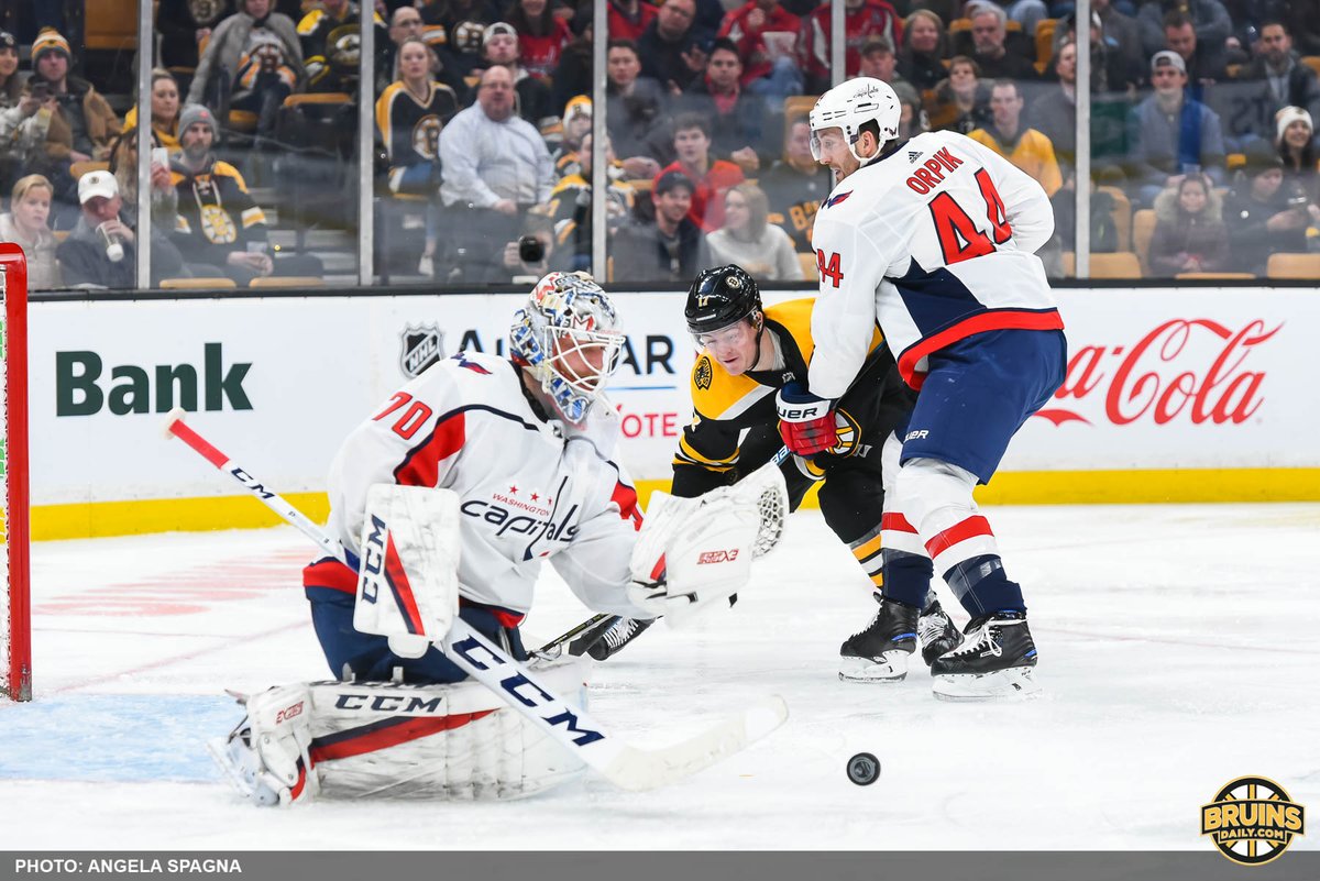 Lars Eller and Brad Marchand renewed acquaintances as the Bruins still can't solve Braden Holtby and the Caps even after a strong effort. @_TimRosenthal tells us what we learned from Boston's 4-2 loss. bruinsdaily.com/2019/01/10/wwl…
