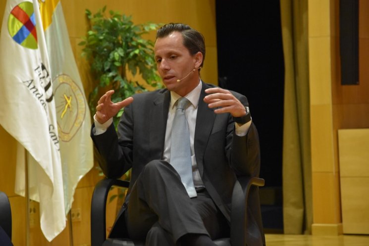 .<a href="/lparra_spain/">Luis Parra</a> analizó en nuestro encuentro digital dedicado a la figura del directivo la importancia de que “el directivo entienda la personalidad de sus equipos y empatice con ellos”. buff.ly/2TBmV4X