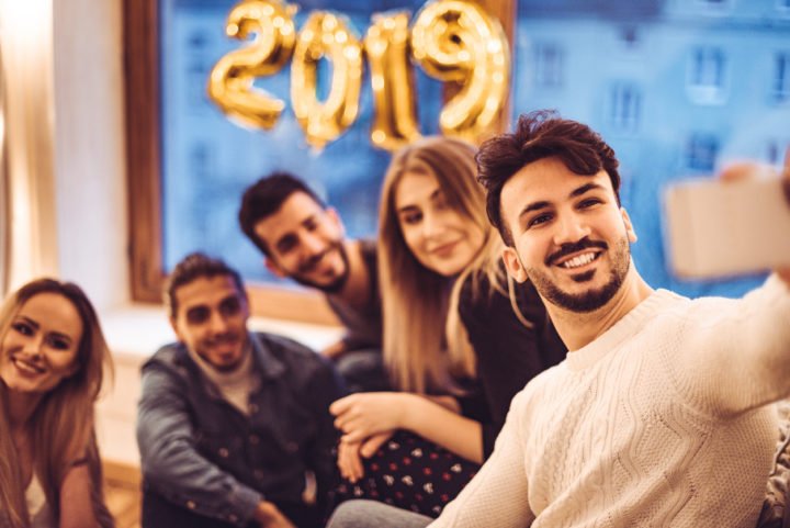 10 marques qui ont fait réveillonner l'algorithme #Facebook la semaine dernière : ow.ly/tKVa30ngGru par @YCoadic #SocialMedia #CommunityManager