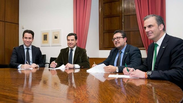 CanovasCelia's tweet photo. Me hace gracia que el PP hable de un pacto por la renovación en Andalucía cuando hace pocos meses todos los partidos decidimos apoyar una moción de censura para echar a Rajoy y al Pp del Gobierno. A quien quieren engañar? 🤦🏻‍♀️🤦🏻‍♀️ https://t.co/goWE5rqdRC
