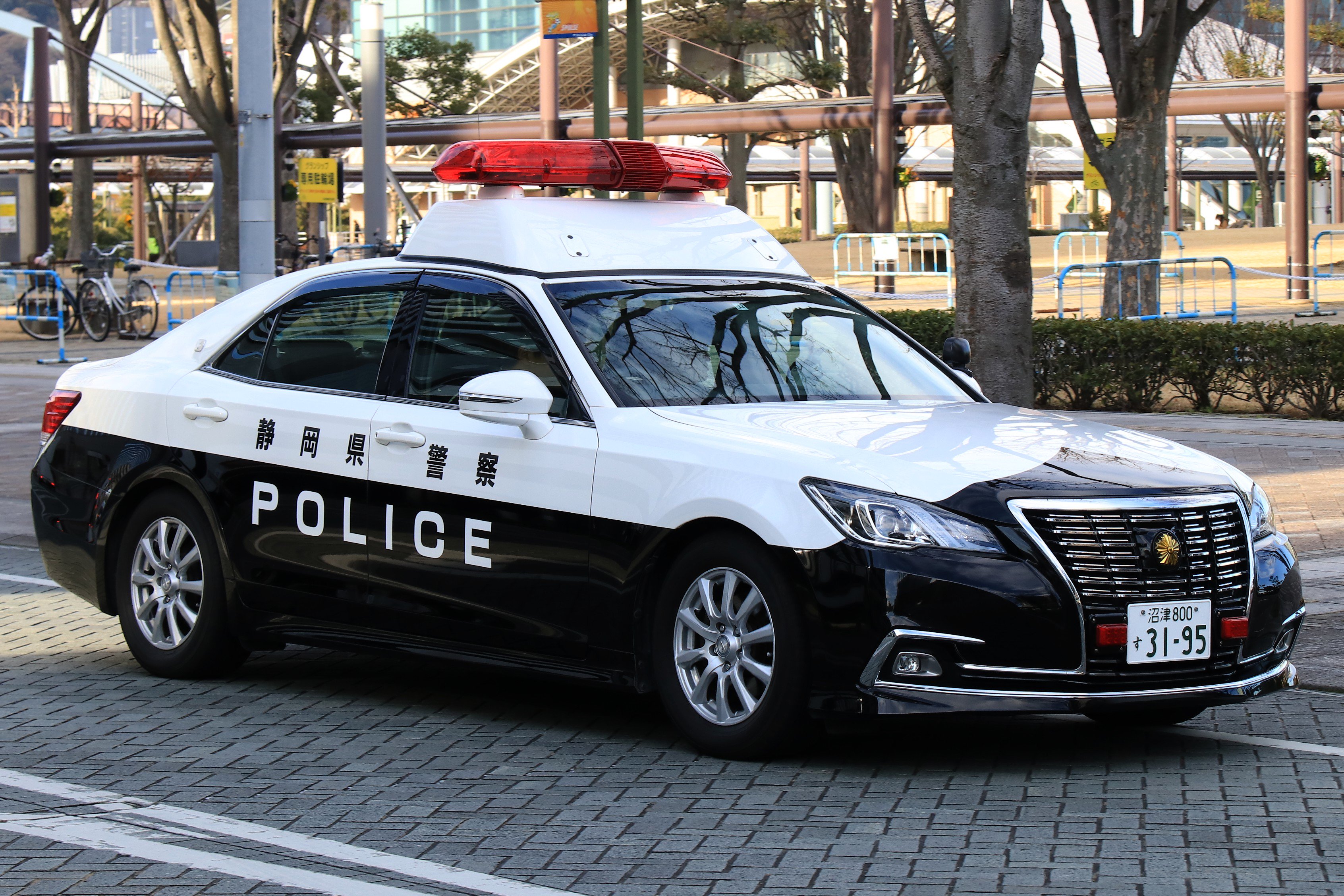 ヱｽ 静岡県警察 自動車警ら隊 静岡115 210系クラウン警ら車 H28年度に国費配備された警らパトカー 自ら隊東部支隊の車両 T Co Aeehlzhpts Twitter