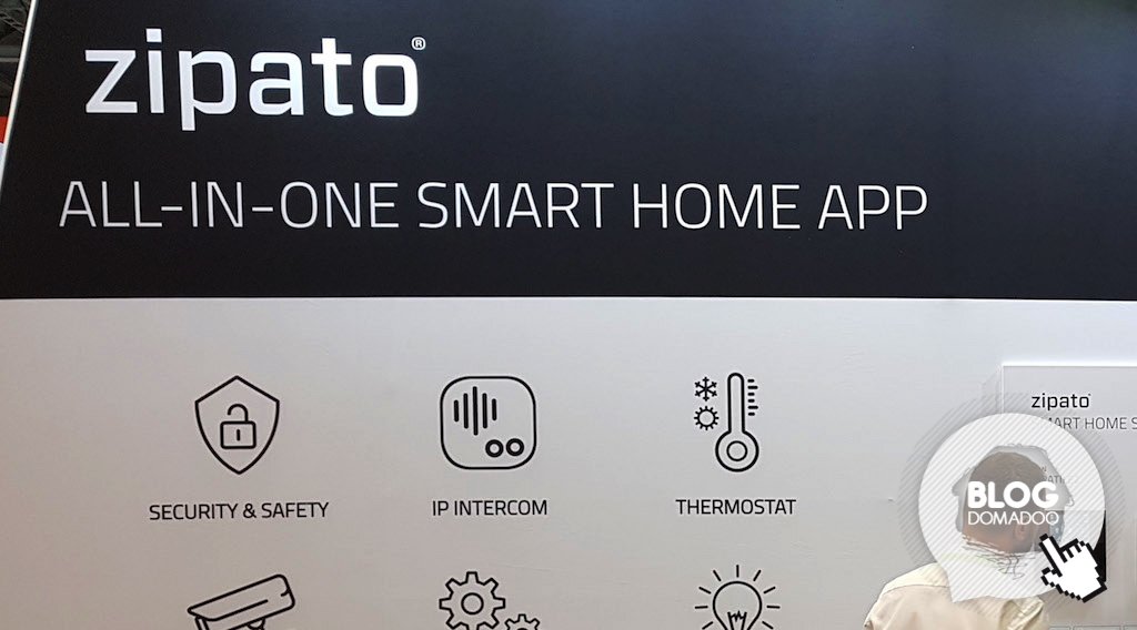 domadoo's tweet photo. #Zipato présente sa nouvelle application mobile au ##Ces2019 - https://t.co/qFo5FvxHFj #Zipabox2 #Zipatile2 https://t.co/fG0dvQOJ5a