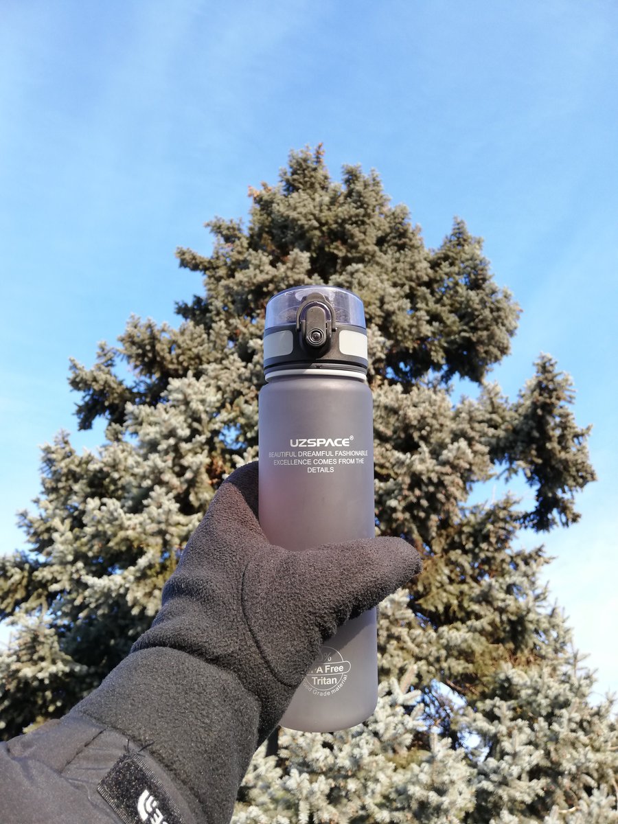 BuyBottle's tweet photo. Успіх – справа чистого випадку. Це вам скаже будь-який невдаха ©Едвард Вілсон

#BuyBottle #Uzspace #waterbottle #sportbottle #Zaporizhia #Kyiv #Ukraine #sport #fitness #gymlife #gift #спорт #фітнес #пляшкадляводи #зож #подарунок #щоподарувати #зима2018 https://t.co/9IlKvV8Z6T