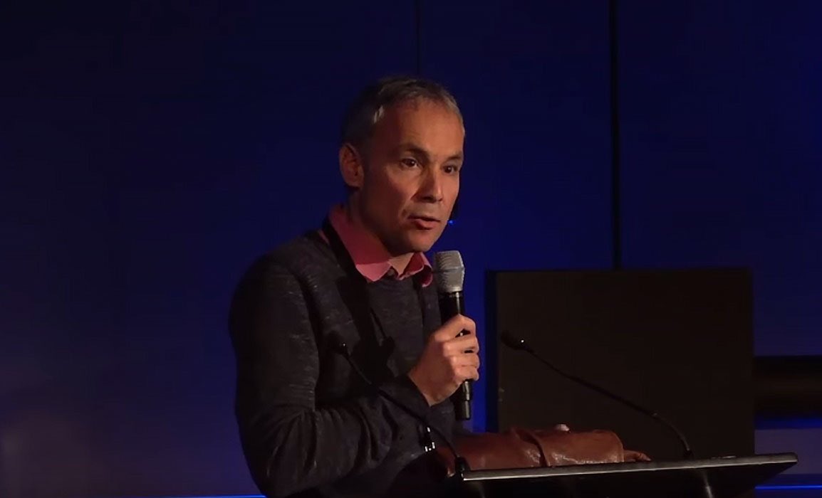cieletespace's tweet photo. Une nouvelle #conférence filmée des #RCE2018 à partager : Emmanuel Beaudoin présente les observations à ne pas manquer en 2019. #astronomie https://t.co/zZl1ciTrvr https://t.co/dSaMMJ8EWM