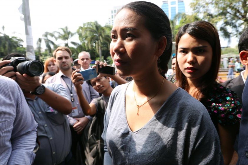 Clare Baldwin tweet media